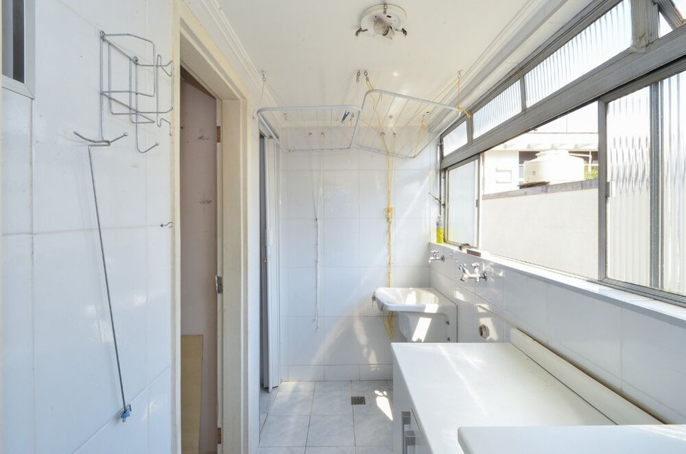 Apartamento à venda com 3 quartos, 101m² - Foto 18