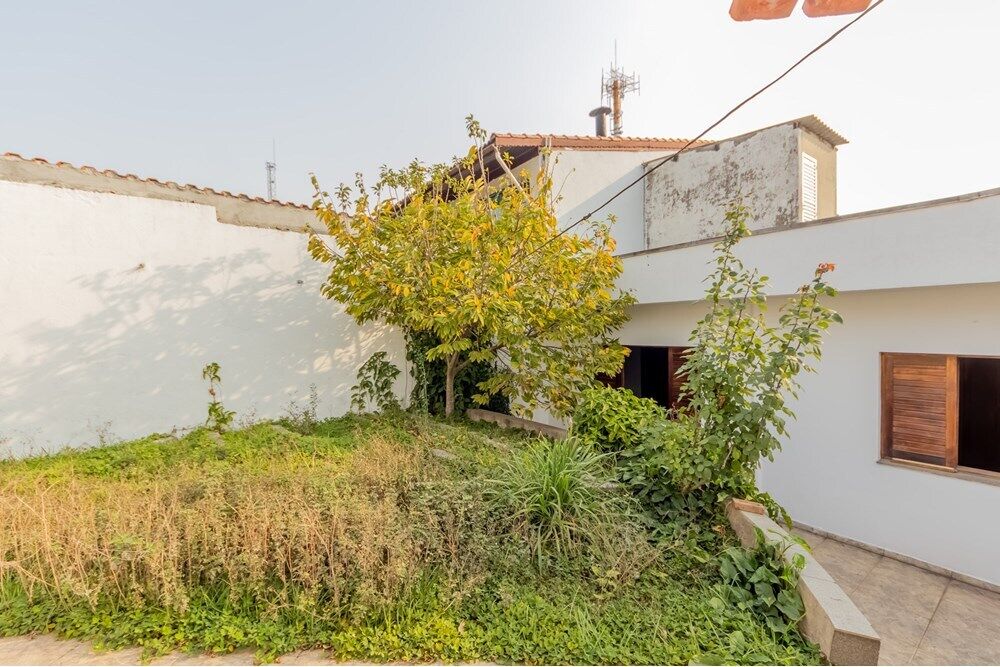 Casa à venda com 3 quartos, 250m² - Foto 4