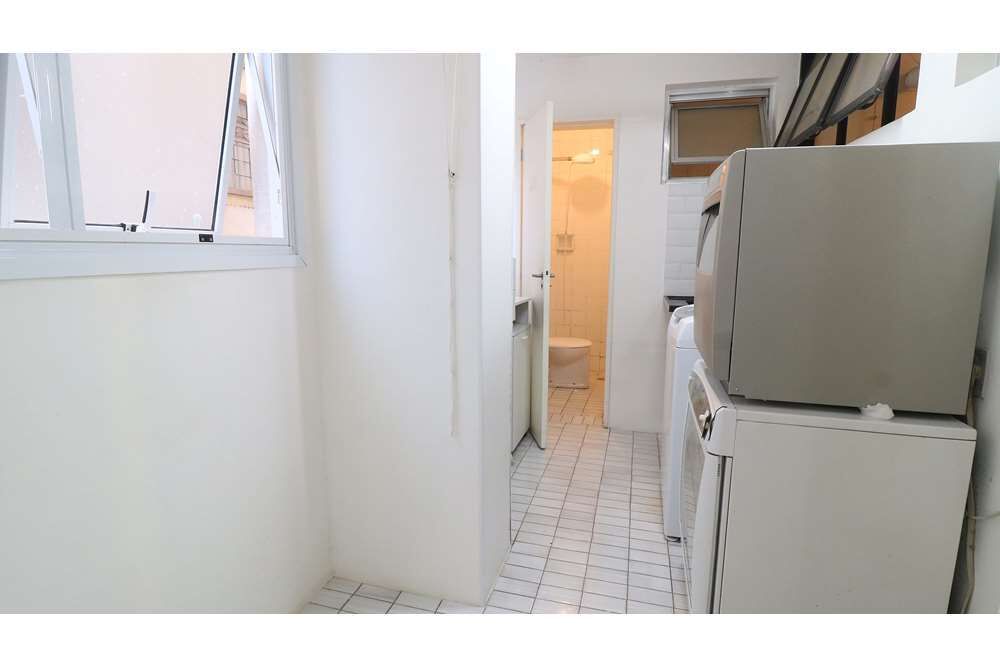 Apartamento à venda com 3 quartos, 117m² - Foto 2