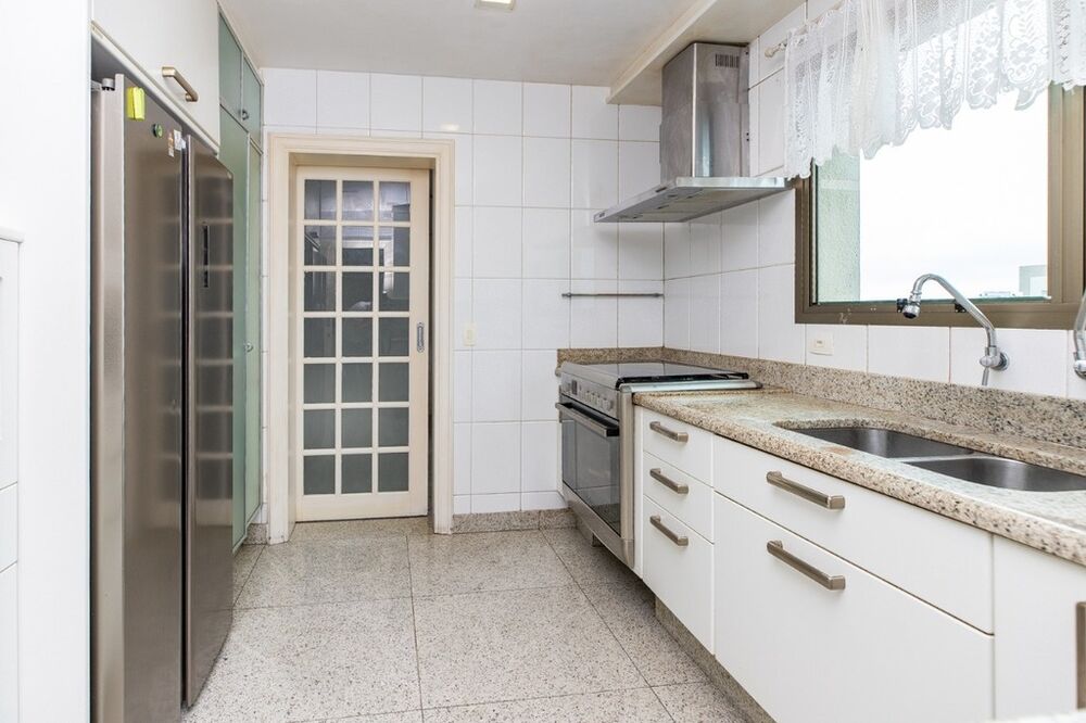Apartamento à venda com 4 quartos, 280m² - Foto 10
