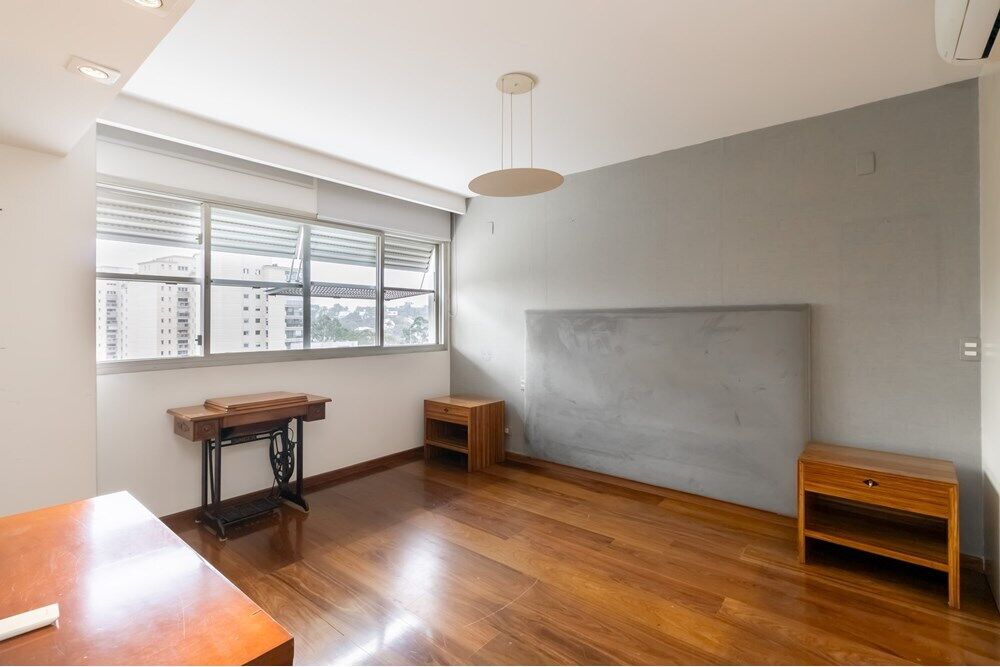 Apartamento à venda com 3 quartos, 170m² - Foto 7