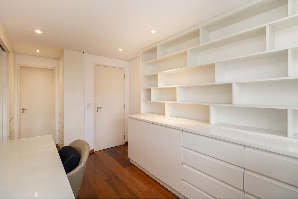 Apartamento à venda com 3 quartos, 170m² - Foto 27