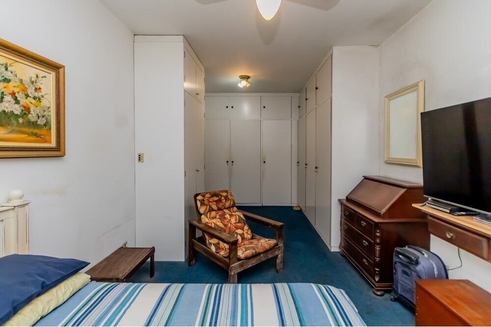 Casa, 6 quartos, 239 m² - Foto 4