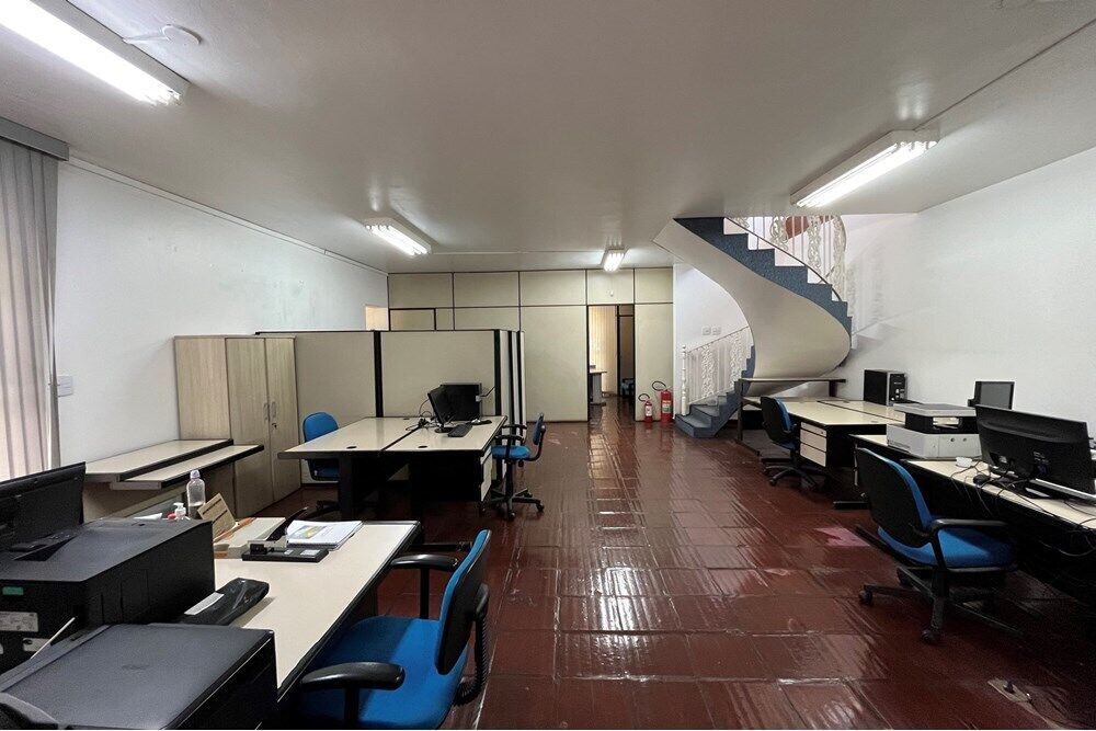 Casa, 7 quartos, 307 m² - Foto 10