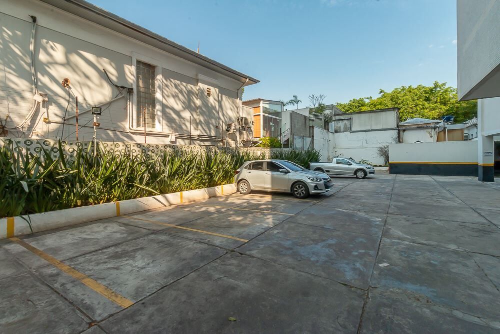 Apartamento à venda com 2 quartos, 80m² - Foto 11