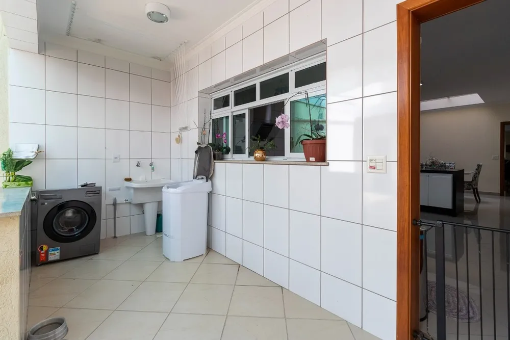 Casa, 4 quartos, 213 m² - Foto 4
