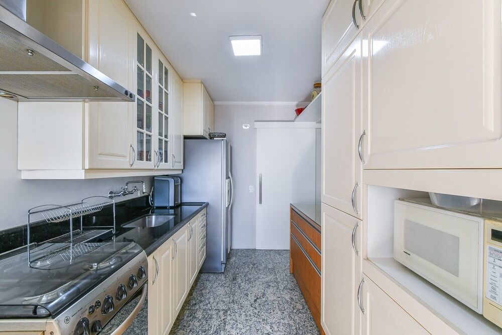Cobertura à venda com 4 quartos, 303m² - Foto 1