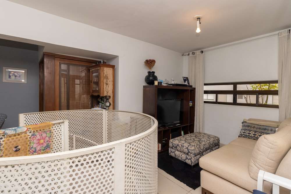 Cobertura à venda com 1 quarto, 83m² - Foto 1