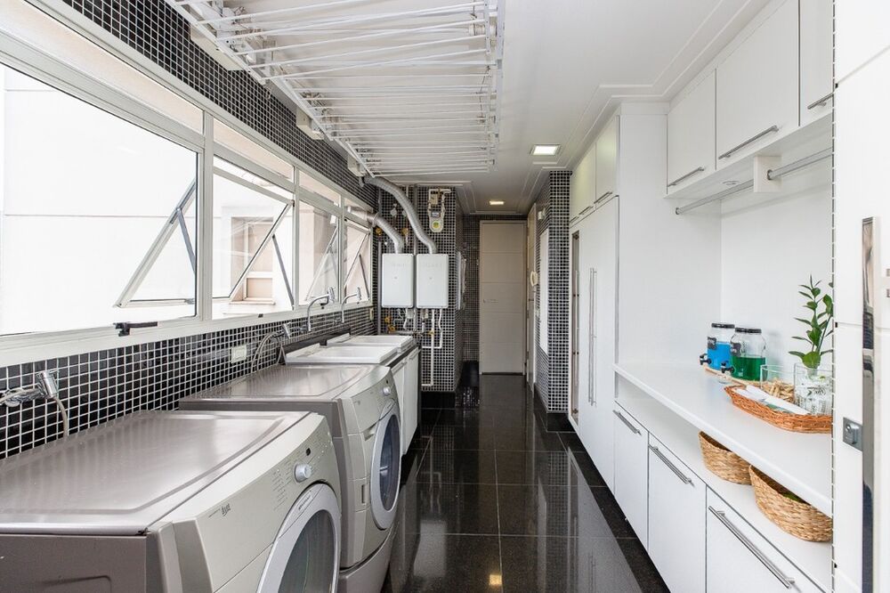 Apartamento à venda com 4 quartos, 300m² - Foto 3