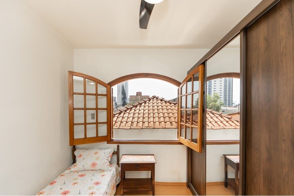 Casa à venda com 4 quartos, 207m² - Foto 8