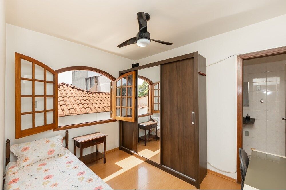 Casa à venda com 4 quartos, 207m² - Foto 7