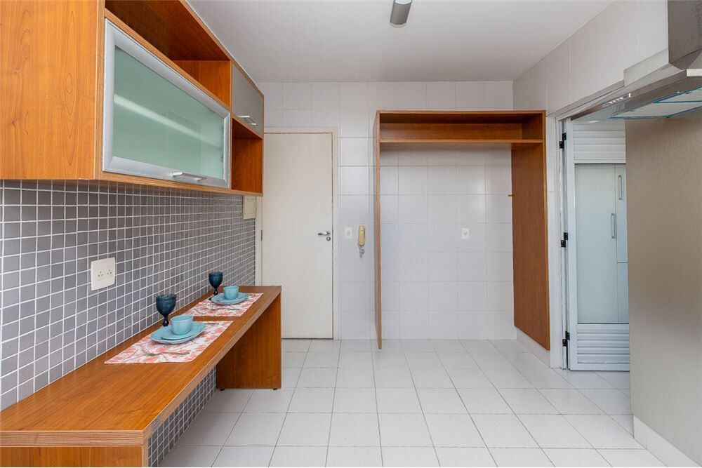 Apartamento à venda com 3 quartos, 115m² - Foto 30
