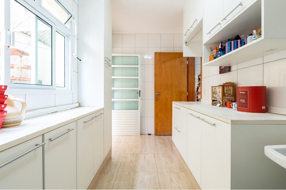 Casa à venda com 4 quartos, 229m² - Foto 7