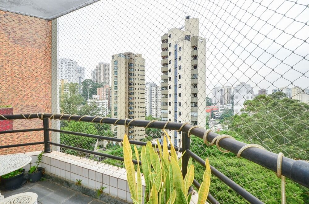 Apartamento à venda com 3 quartos, 136m² - Foto 7