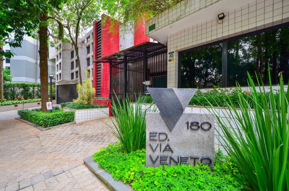 Apartamento à venda com 3 quartos, 136m² - Foto 5