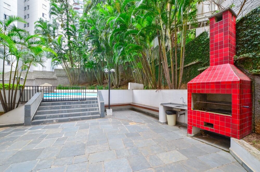 Apartamento à venda com 3 quartos, 136m² - Foto 4