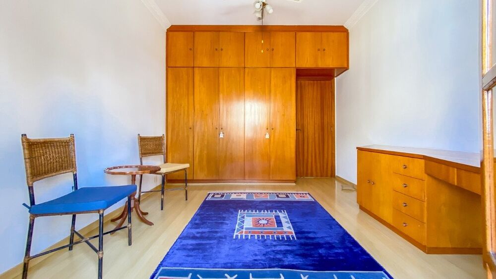 Casa à venda com 5 quartos, 275m² - Foto 4