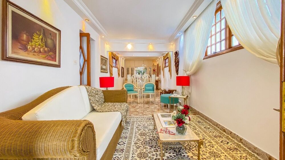 Casa à venda com 5 quartos, 275m² - Foto 9