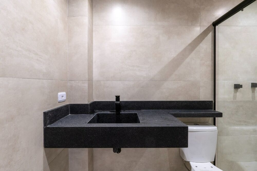 Apartamento à venda com 3 quartos, 92m² - Foto 2