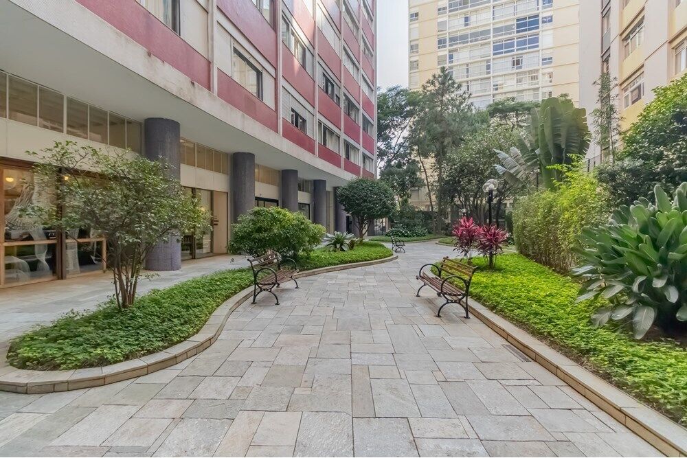 Apartamento à venda com 4 quartos, 238m² - Foto 5