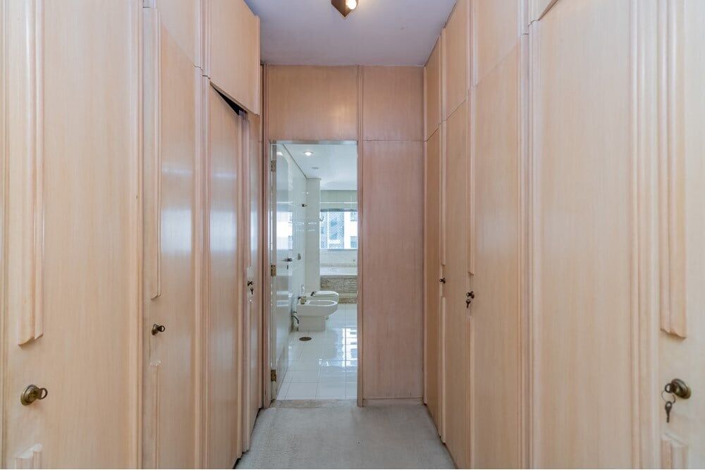 Apartamento à venda com 4 quartos, 238m² - Foto 12