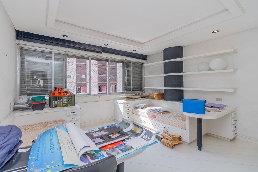 Apartamento à venda com 4 quartos, 238m² - Foto 13