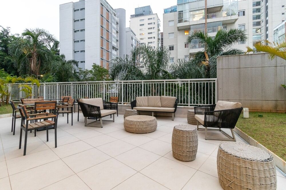 Apartamento à venda com 2 quartos, 68m² - Foto 7