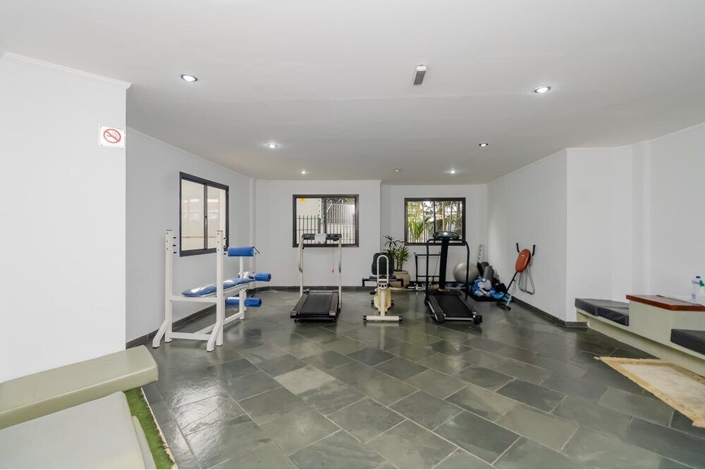 Apartamento à venda com 2 quartos, 72m² - Foto 2