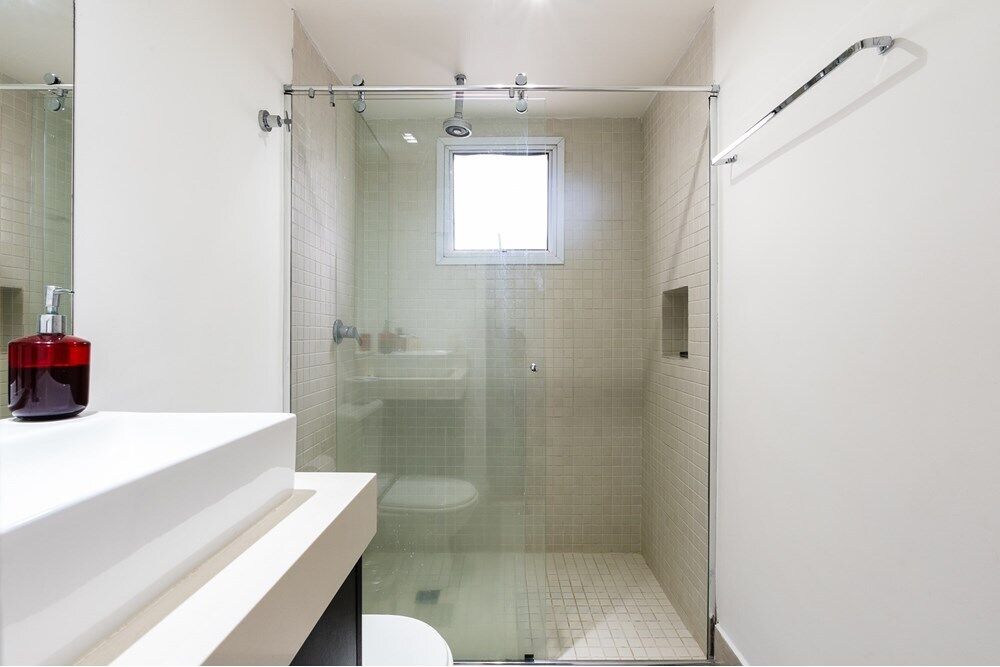 Apartamento à venda com 2 quartos, 72m² - Foto 2