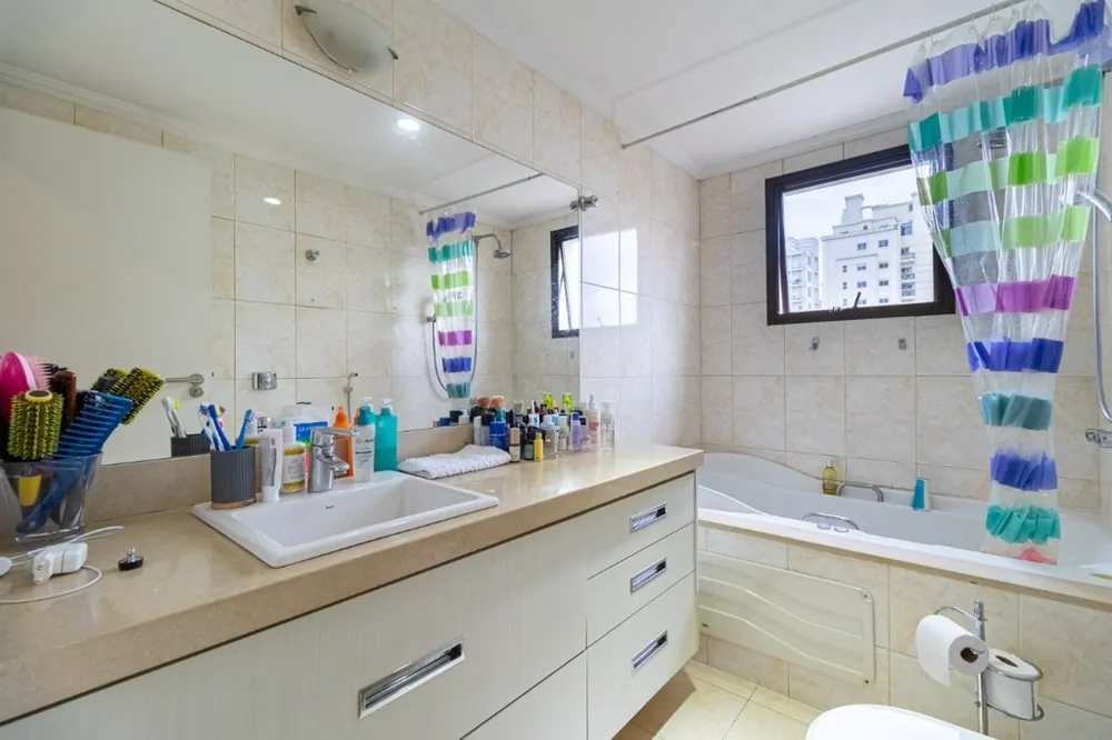 Apartamento, 3 quartos, 130 m² - Foto 2