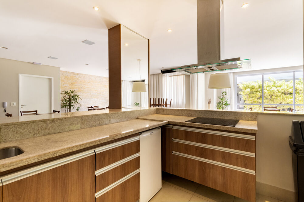 Apartamento à venda com 4 quartos, 136m² - Foto 3