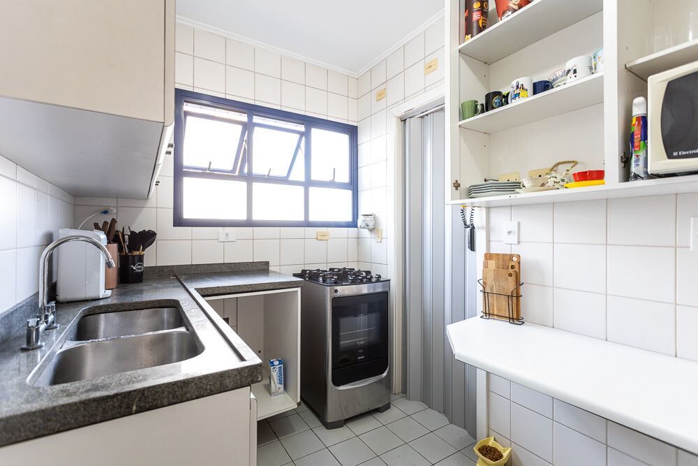 Apartamento à venda com 3 quartos, 92m² - Foto 2