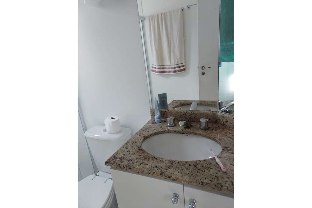 Apartamento à venda com 2 quartos, 65m² - Foto 1