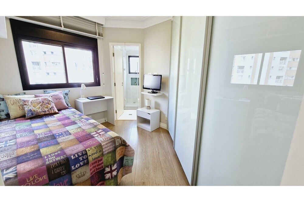 Apartamento à venda com 3 quartos, 163m² - Foto 1