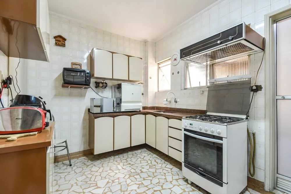 Apartamento à venda com 3 quartos, 115m² - Foto 3