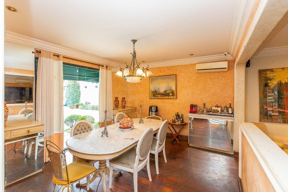 Casa, 4 quartos, 198 m² - Foto 2