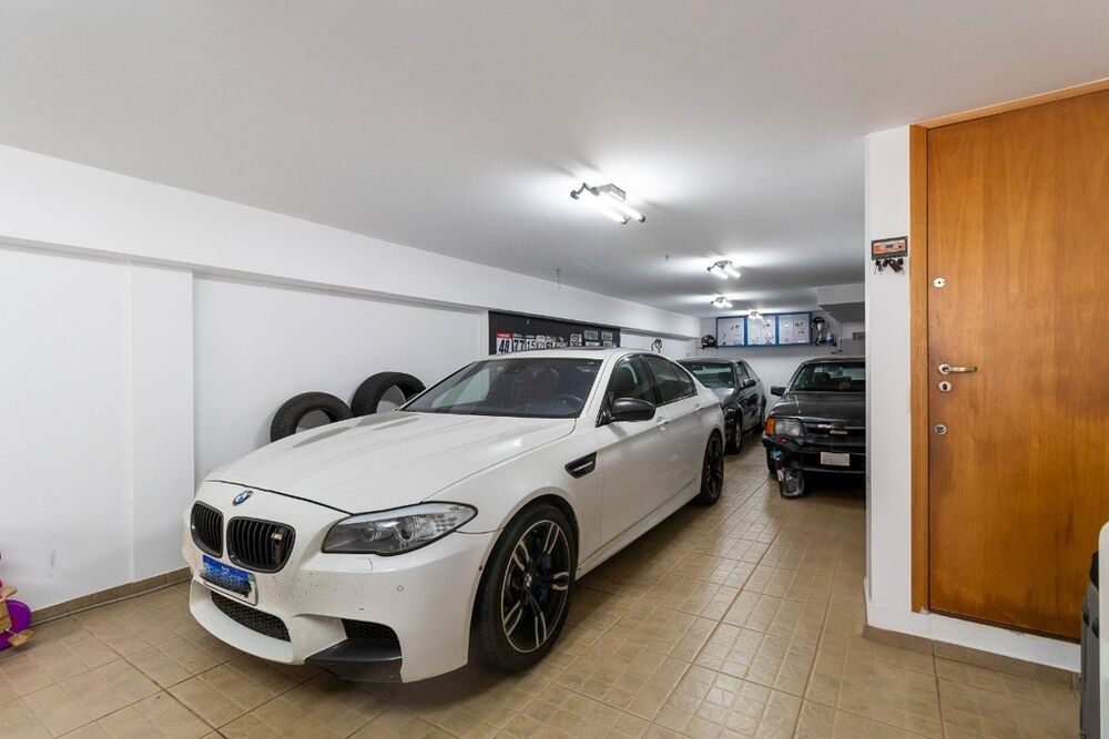 Casa à venda com 3 quartos, 243m² - Foto 3