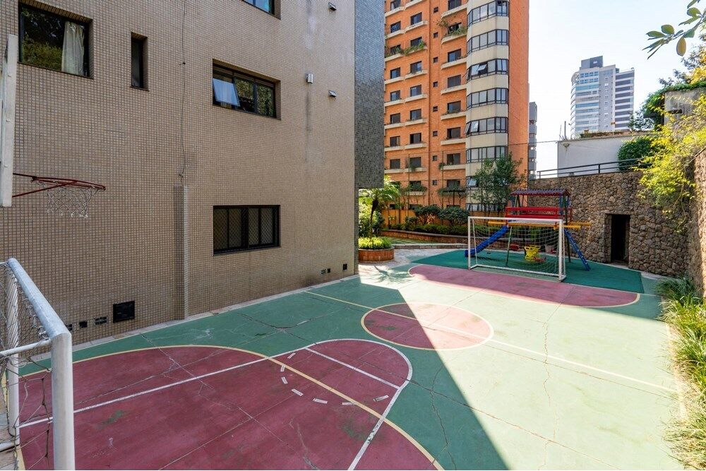 Apartamento à venda com 4 quartos, 200m² - Foto 5