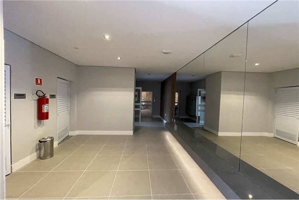 Apartamento à venda com 1 quarto, 27m² - Foto 5