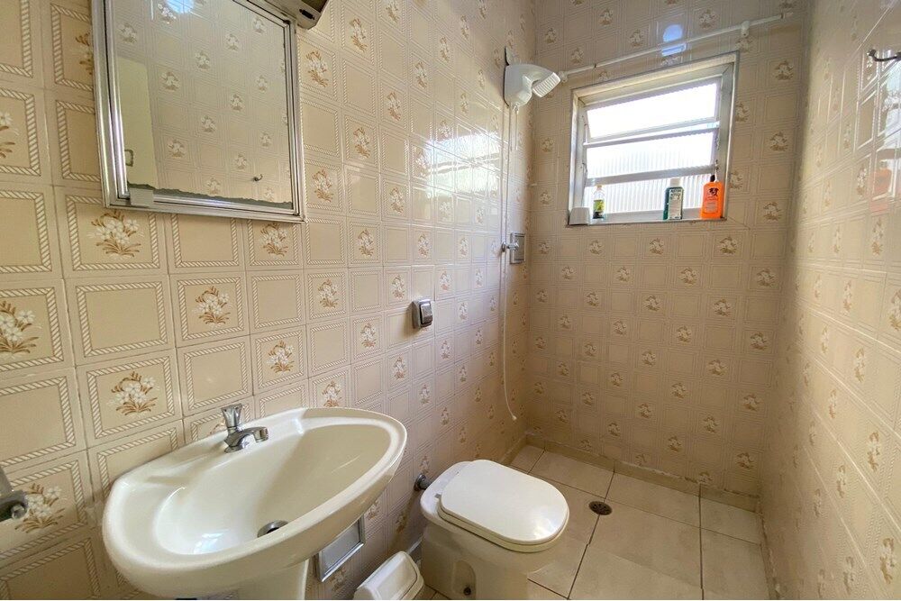 Casa à venda com 3 quartos, 220m² - Foto 3