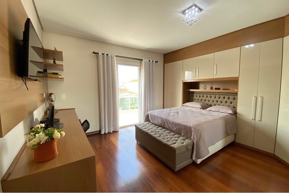 Casa à venda com 3 quartos, 220m² - Foto 7