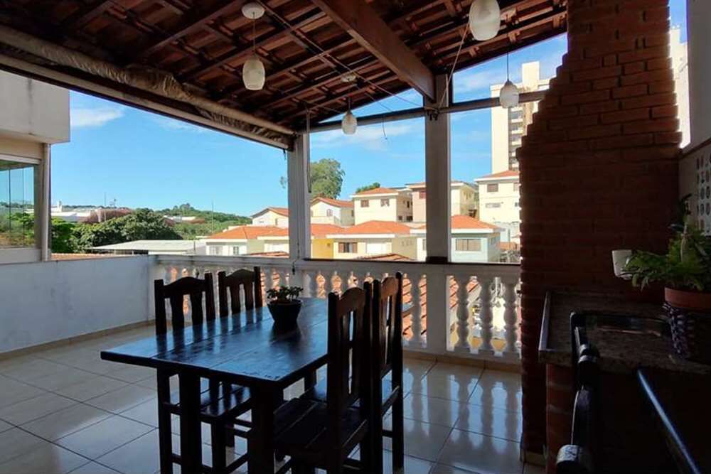 Casa à venda com 3 quartos, 115m² - Foto 10