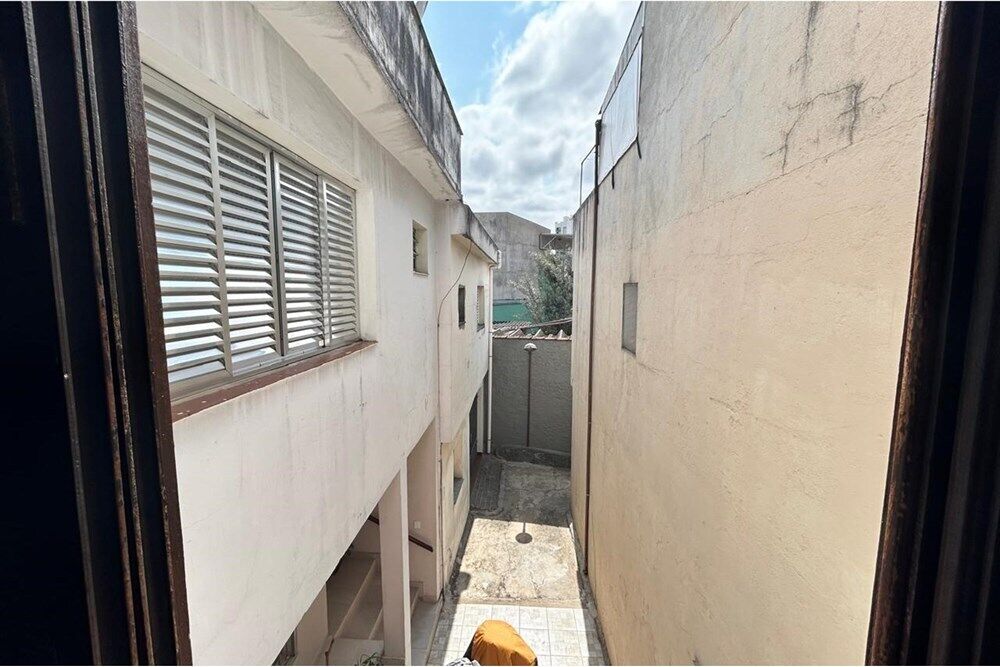 Casa de Condomínio à venda com 4 quartos, 98m² - Foto 1