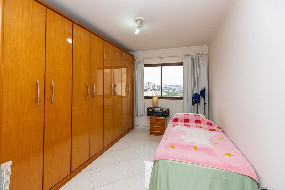Apartamento à venda com 3 quartos, 156m² - Foto 7