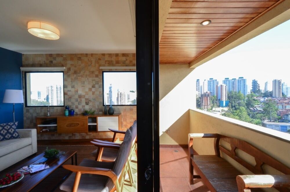 Apartamento à venda com 3 quartos, 166m² - Foto 2