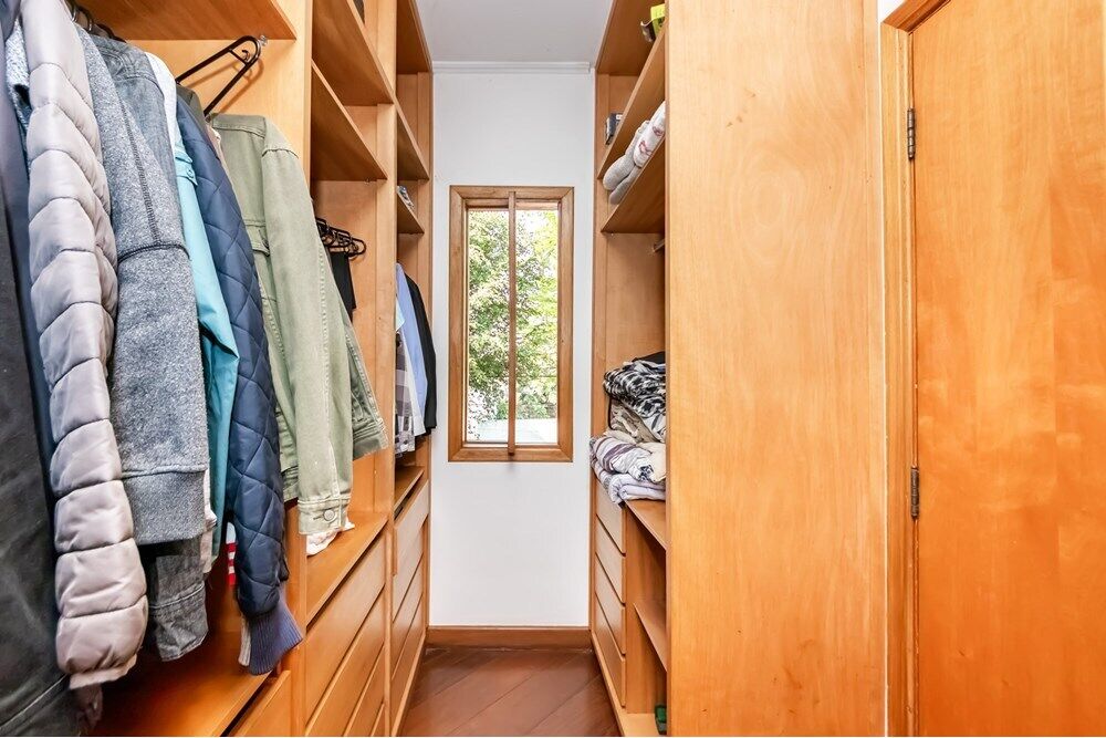 Casa à venda com 4 quartos, 367m² - Foto 3