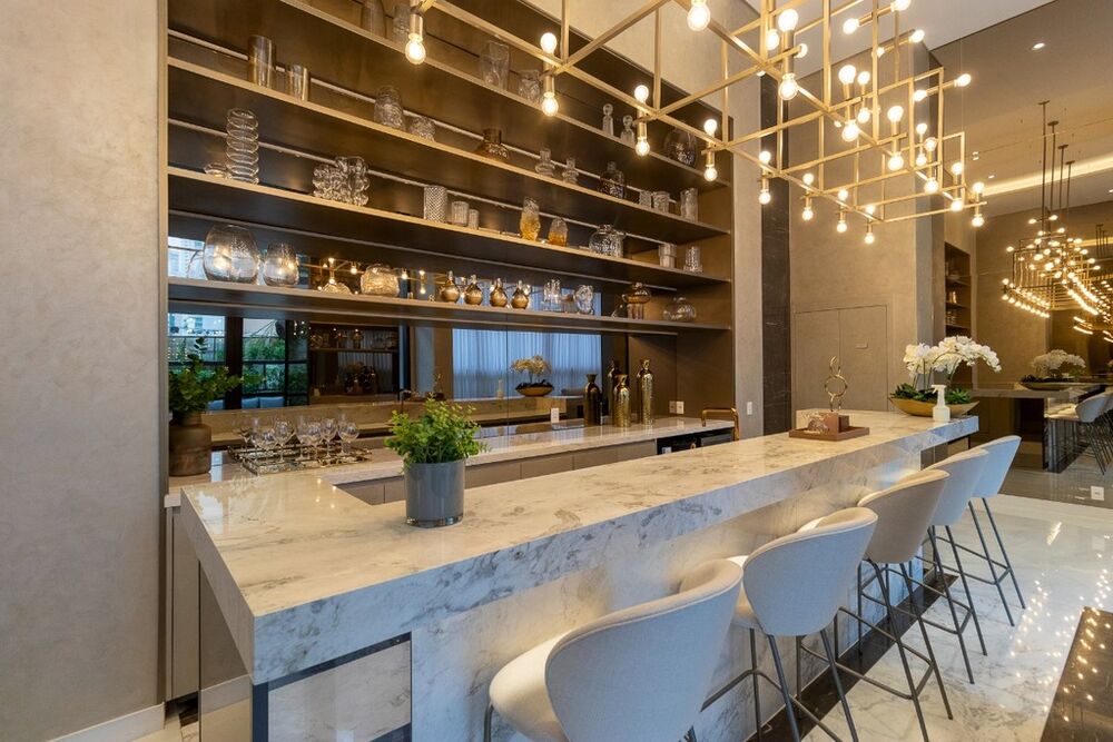 Cobertura à venda com 4 quartos, 304m² - Foto 2