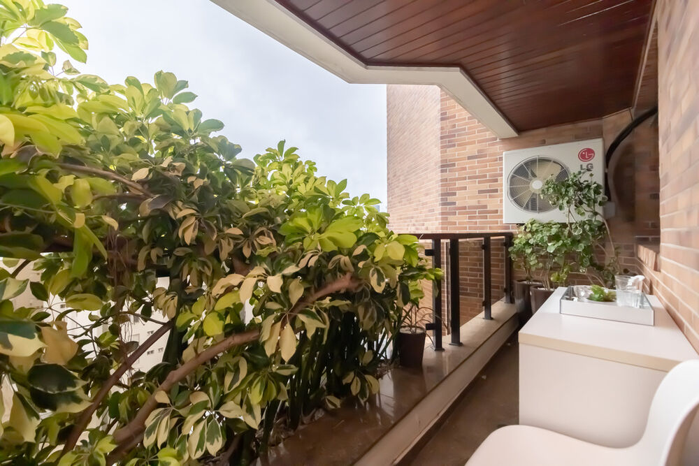 Apartamento, 4 quartos, 217 m² - Foto 2