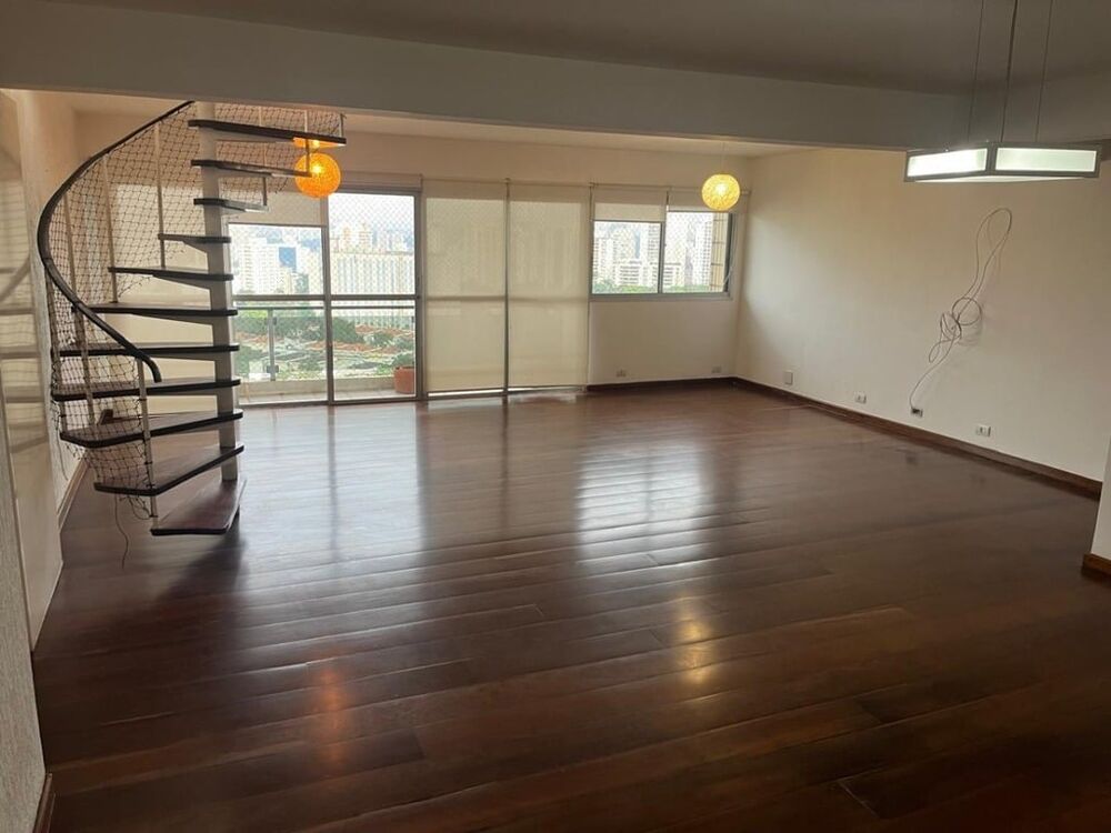 Cobertura à venda com 4 quartos, 328m² - Foto 1