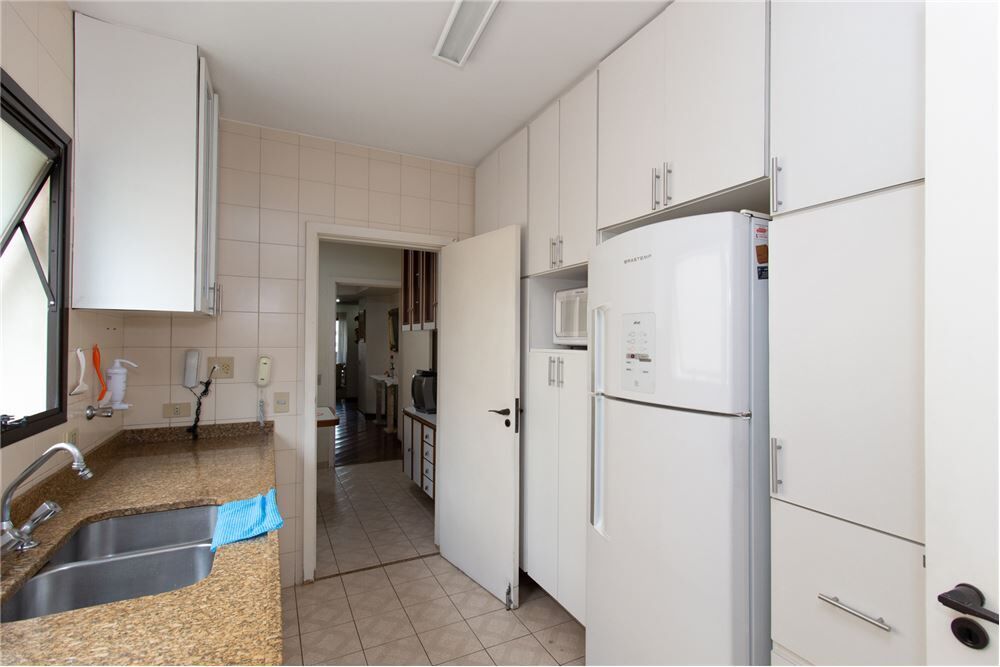 Apartamento, 4 quartos, 192 m² - Foto 2